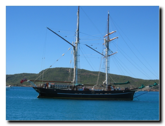 36 Schoenes grosses Segelboot